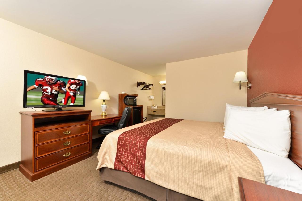 Red Roof Inn Dalton Ngoại thất bức ảnh